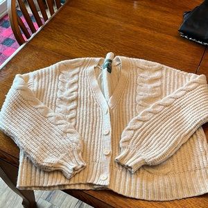 AMERICAN EAGLE chunky knit cardigan